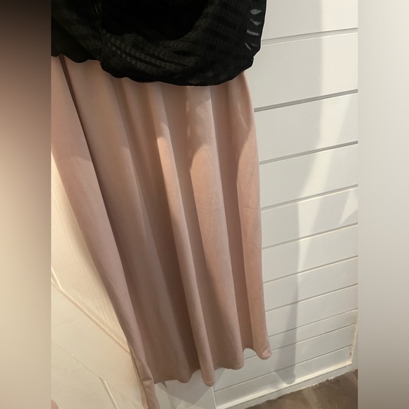 Laura + Plus Formal Maxi Chevron Style Halter Dress - Picture 3 of 11